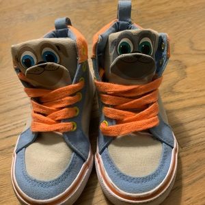 Puppy pal dog sneaker , toddler size 9